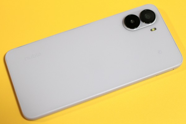 低価格なワイモバイル向けFeliCa対応エントリースマホ「nubia S2」を