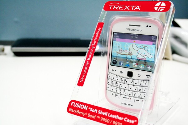 BlackBerry Bold 9900 docomo版 ブラックベリー 価格.com - BlackBerry