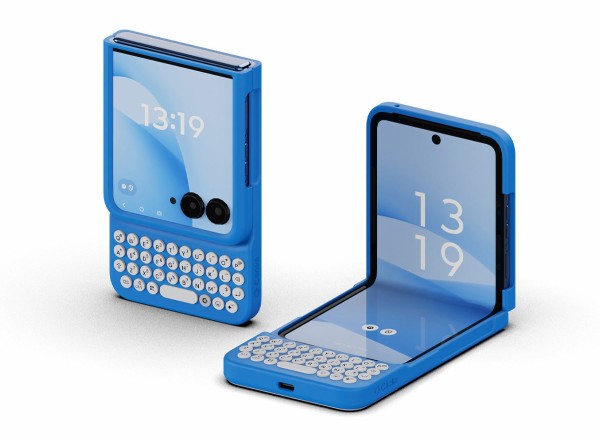 Clicks キーボード Moto Razr 60 Ultra用 Clicks Keyboard transforms the new Motorola Razr Ultra | Clicks