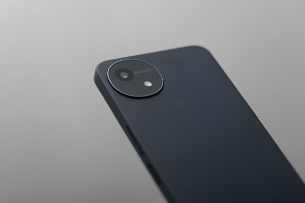 AQUOS wish 4 Black 法人モデル img_news20240902b_0.jpg