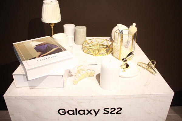 au＆UQ mobile向け5Gスマホ「Galaxy S22 SCG13」が値下げ！価格