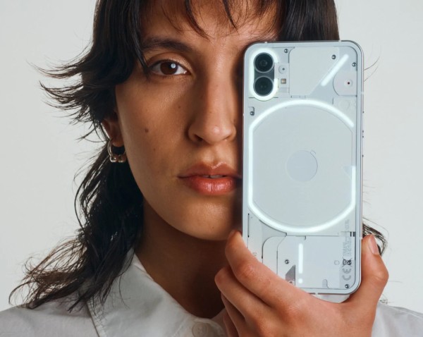 Nothing Technology、初スマホ「Nothing Phone (1)」を正式発表 Nothing Technology、初スマホ「Nothing Phone (1)」を正式発表