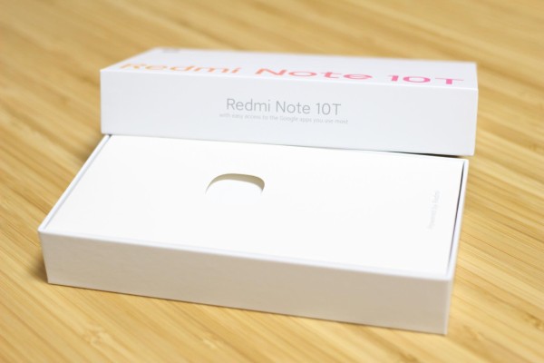 防水＆FeliCa対応の5Gスマホ「Redmi Note 10T」を写真や動画で紹介