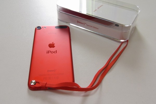 iPod touch 32GB RED 限定カラー 第5世代 71nU-cL1E9S._AC_UL210_SR210,