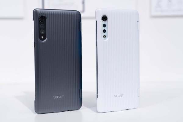 専用ケースと合体して2画面化が可能！お手頃価格でデザインも