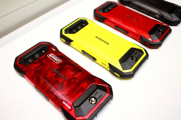 KDDI、au向けタフネススマホ「TORQUE 5G KYG01」を約2万2千円 KDDI、au向けタフネススマホ「TORQUE 5G KYG01」を約2万2千円