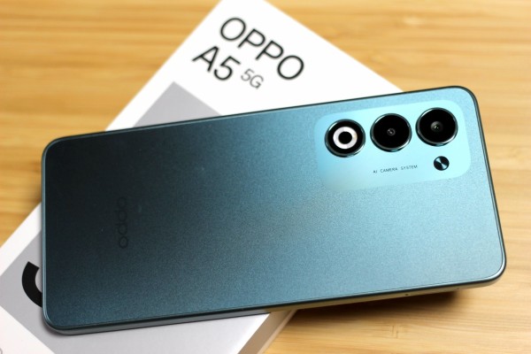 OPPO A5 5G 本体 ・カバー付き 2025年12月4日発売新機種 OPPO A5 5G