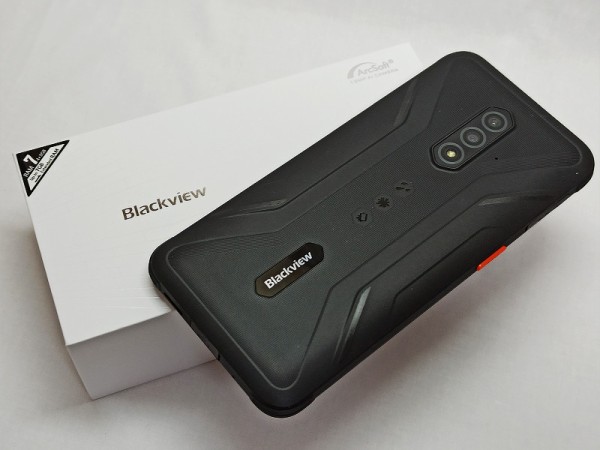2万円以下で買える超安価だけど頑丈！お手軽タフネススマホ「Blackview