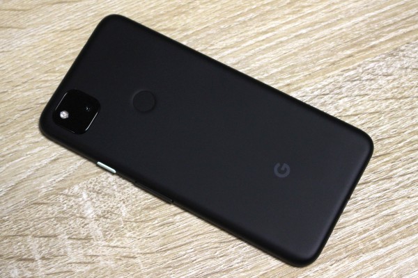 Googleの新スマホ「Pixel 4a」をファーストインプレッション！外観や同