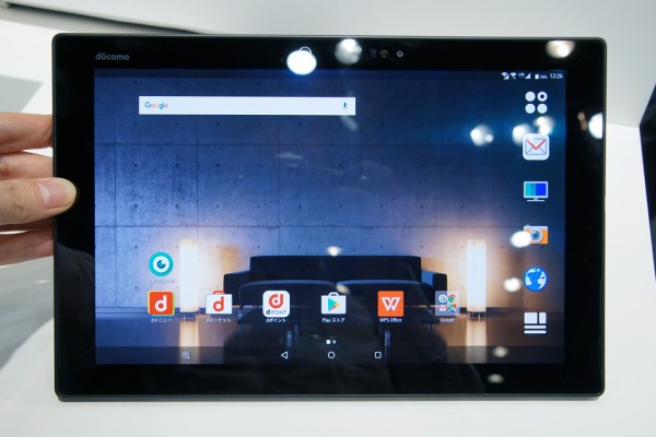 Androidタブレット本体 Arrows Tab NTT docomo ドコモ、Xi対応の10インチタブレット「ARROWS Tab LTE F-01D」を