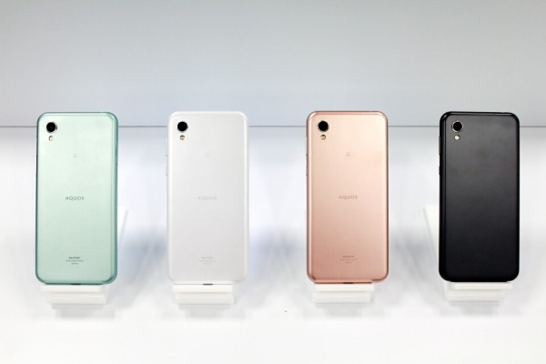 KDDI、au向けスタンダードスマホ「AQUOS sense2 SHV43」を11月9
