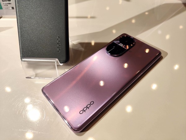 おサイフケータイ対応スマホ「OPPO Reno10 Pro 5G」を写真や動画で紹介