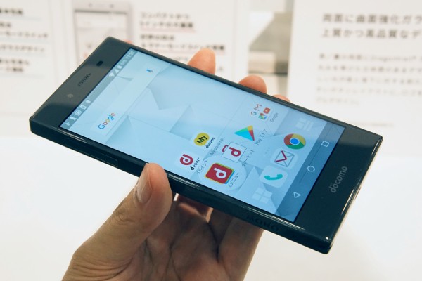 NTTドコモ、ZTE製のdocomo withスマホ「MONO MO-01K」にAndroid