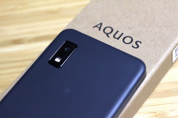 aquos wish3 ブラック ① SIMフリー、ネットワーク利用可能