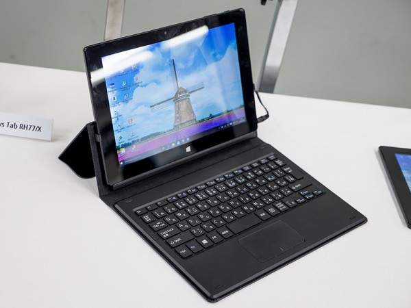 富士通の2つの個性が光るWindows 10タブレット「arrows Tab RH77」と
