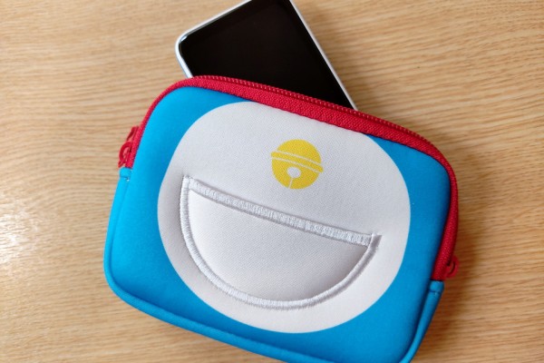 ポケトーク　ドラえもん Amazon.co.jp: PTSGD POCKETALK(ポケトーク) Sグローバル通信(2年