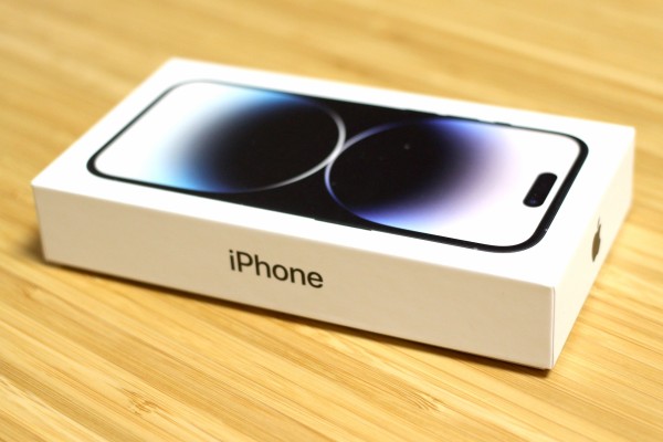 新開発SoCのA16や新機能のDynamic Islandを搭載した新スマホ「iPhone