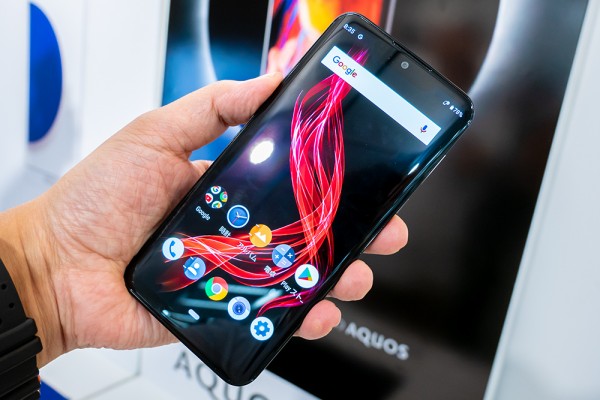 AQUOS zero 801SH (ソフトバンク) SoftBank向け高性能スマホ「AQUOS zero 801SH」にAndroid 11への