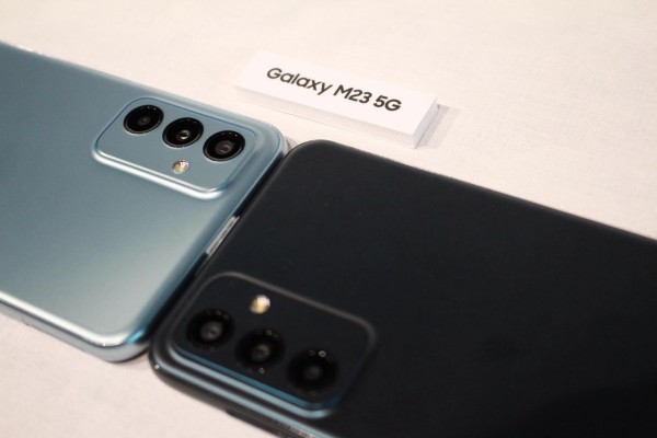 【美品】Samsung Galaxy M23 5G SIMフリー　ライトブルー 日本で初めてのSIMフリーギャラクシー『Galaxy M23 5G』レビュー