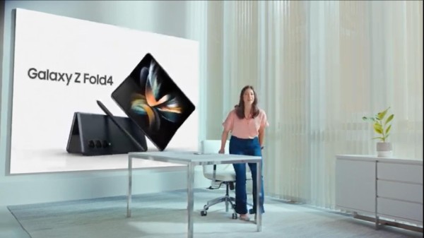 Samsung、新フォルダブルスマホ「Galaxy Z Fold4」を発表