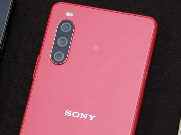 ワイモバイル向け5G対応スタンダードスマホ「Xperia 10 III