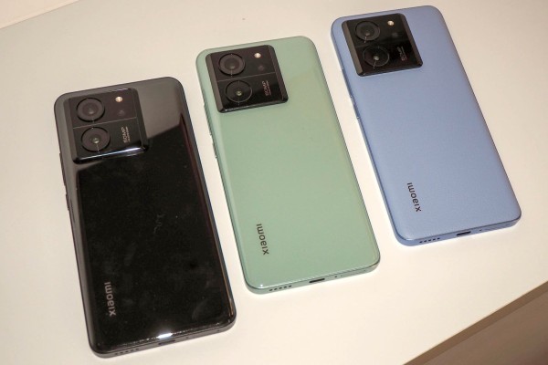 au&UQ mobile向け5Gスマホ「Xiaomi 13T XIG04」が値下げ!価格 au&UQ mobile向け5Gスマホ「Xiaomi 13T XIG04」が値下げ!価格