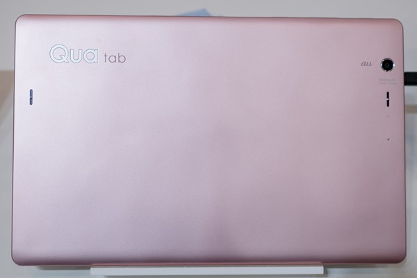使わないときは時計やカレンダーになる便利な10.1インチ