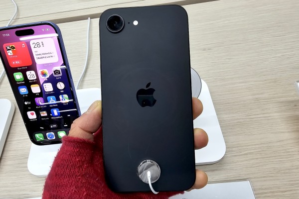 スマートフォン本体 iPhone 16e ( 128GB ) iPhone 16e｜価格比較・SIMフリー・最新情報 - 価格.com