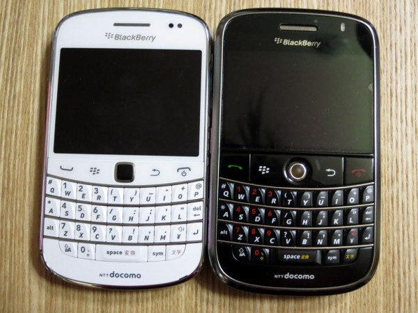 女子力が半端ない！大人カワイイ「BlackBerry Bold 9900」の新色「Pure