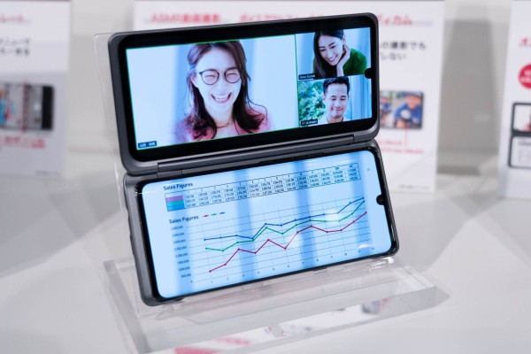 【新品】LG LG VELVET L-52A LGデュアルスクリーン付 ドコモ、別売りデュアルスクリーン対応の5Gスマホ「LG VELVET L