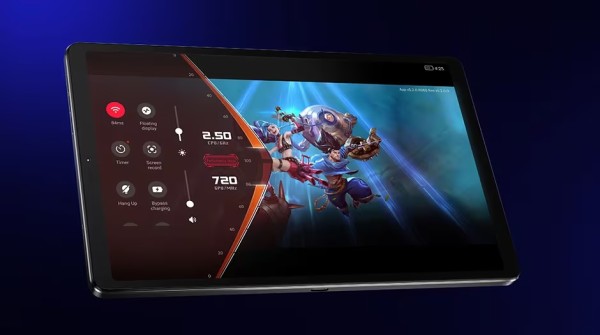 レノボ・ジャパン、Snapdragon 8 Gen 3搭載の小型Androidタブレット