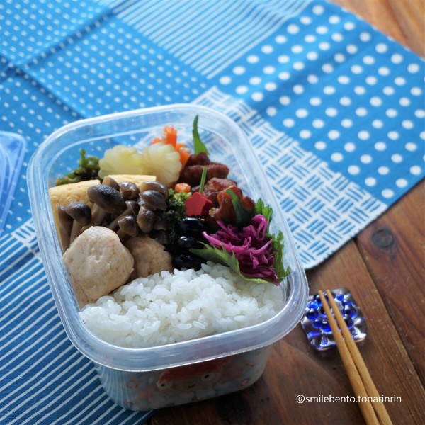 久しぶりにポニョの仕掛け弁当 : SMILE BENTO Powered by
