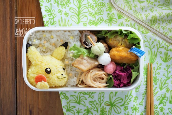 鳥の足あと弁当 と ピカチュウ弁当 Smile Bento Powered By ライブドアブログ