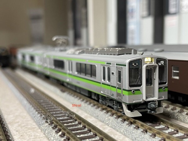 KATO E127系 0番台 新潟色 2両セット KATO E127系 0番台 新潟色 2両セット KATO E127系 0番台 新潟