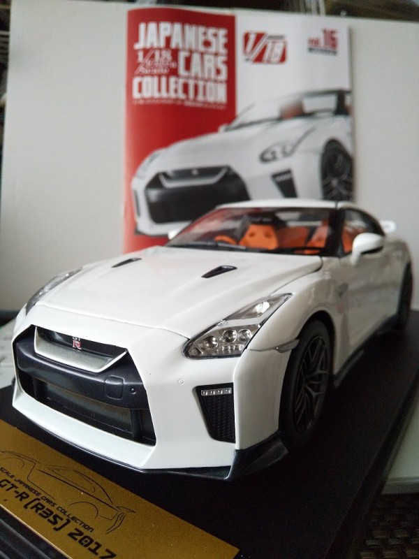 Hachette…1/18エクストラスケール 国産名車コレクション Vol.16 : スノ