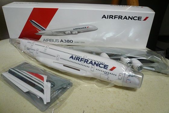 エールフランス エアバスA380 1/250スケール 模型 ディスプレイモデル JC Wings A380 エールフランス 特別塗装 「フランス・中国国交