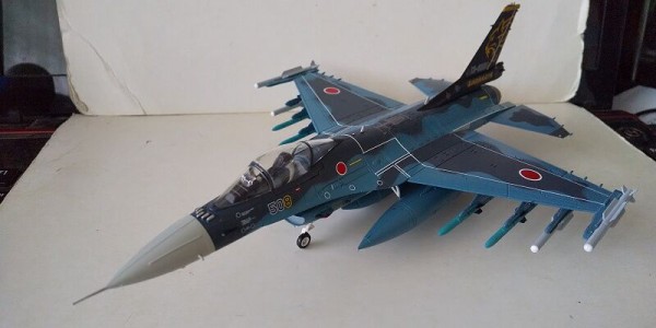 HobbyMaster…1/72 航空自衛隊 F-2A支援戦闘機『第８飛行隊 築城基地 ...