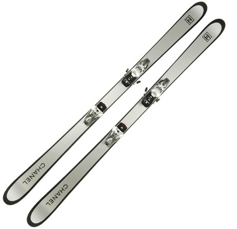 シャネル スノーライン : breaking days