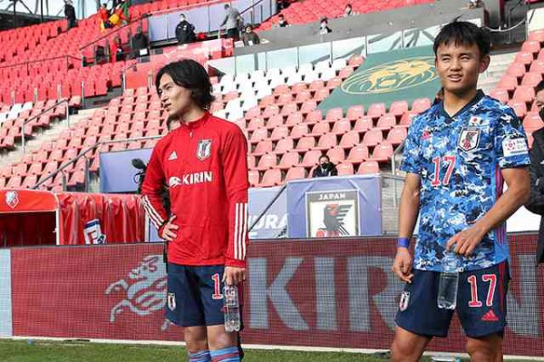 日本代表 背番号10 を南野拓実が付けたウラ事情 久保建英はなぜ断った サッカータイム