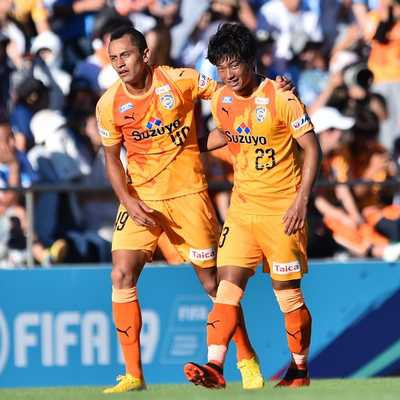 ドウグラスと北川航也がそれぞれ2発 清水エスパルス 大量5ゴールで磐田との静岡ダービーを制す サッカータイム ドウグラスと北川航也がそれぞれ2発 清水エスパルス 大量5ゴールで磐田との静岡ダービーを制す サッカータイム