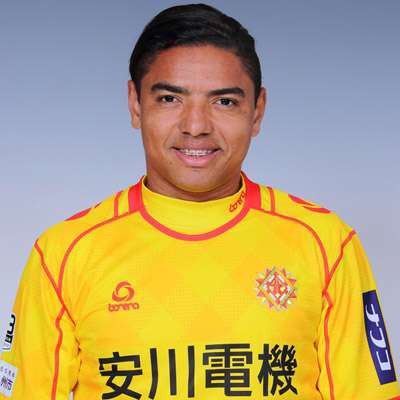 ギラヴァンツ北九州 34歳fwダヴィを獲得 J通算96得点 サッカータイム ギラヴァンツ北九州 34歳fwダヴィを獲得 J通算96得点 サッカータイム