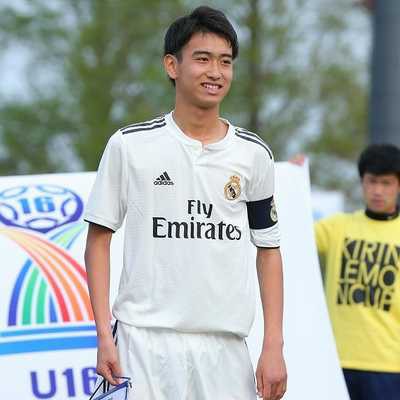 ピピ 中井卓大がプロ契約へ レアル マドリード下部組織所属の15歳mf サッカータイム