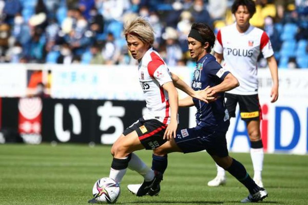 J1第12節 Gk西川周作が痛恨ファンブル 浦和レッズ 福岡に2失点完封負け サッカータイム