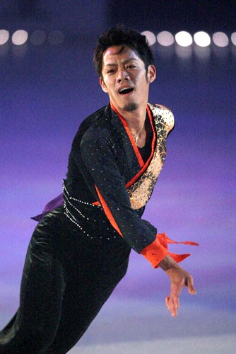 ワンピなど最旬ア！ 対談 浅田真央×高橋大輔 互いに刺激、頂点狙う（2009） echko : 趣味・スポーツ・実用