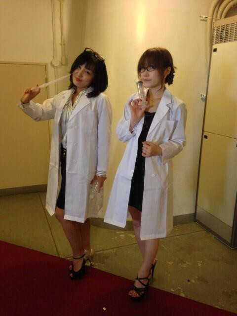 声優 佐藤利奈 新井里美さんが東工大のトークショーで白衣姿を披露 これはお注射されたい そくどく