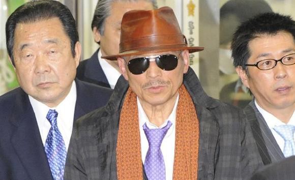 ヤクザ 組長さんによる 山口組分裂 騒動前後のツイートが話題に 弁護士の皆さん 過払い請求以来のチャンスですよ いずれ篠原の事務所は山口組が取り戻す そくどく