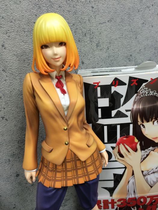 監獄学園 フィギュア 緑川花 予約開始 ジャージ メデューサのコンパチ仕様に加え 花ちゃんが飲み口を切ってくれたペットボトルが付属 そくどく