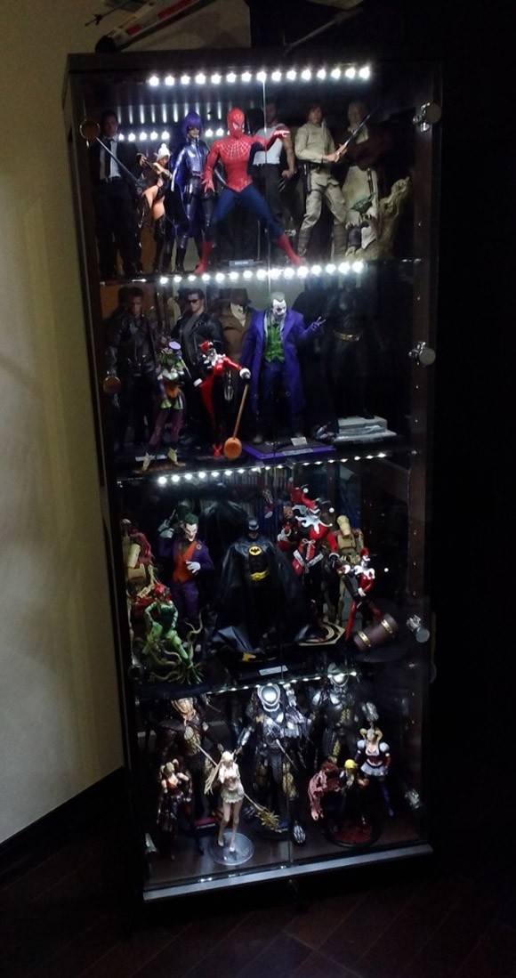 画像大量 部屋のフィギュアを飾っているエリアを晒すスレ そくどく