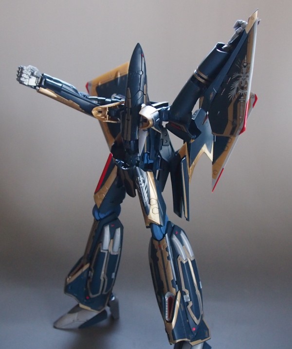 Sv-262Hs ドラケンIII（キース機）&リル・ドラケン＆ミサイルポッド Amazon | マクロスデルタ Sv-262Hs ドラケンIII (キース・エアロ