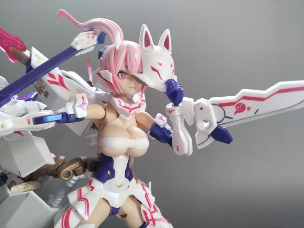 メガミデバイス朱羅 九尾 【塗装完成品】ジャンク玉藻の前 - 模型